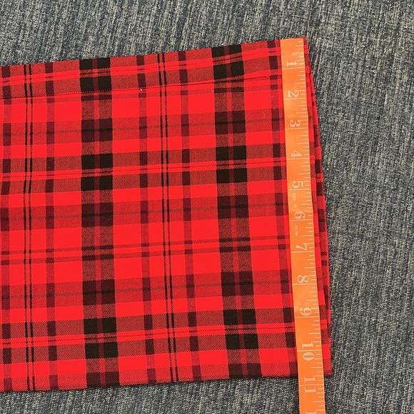 Ann Taylor Red Black Plaid Flare Pants, Size 10 - Picture 15 of 16
